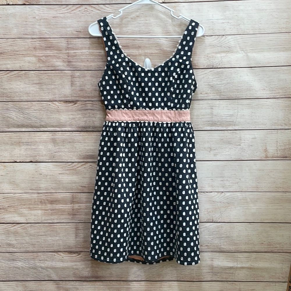 JUDITH MARCH GRAY AND WHITE POLKA DOT DRESS‎